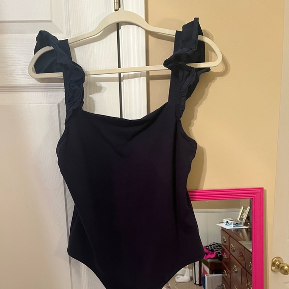 Large navy ruffled bodysuit from Pant’s Store. Button closure. - Picture 3 of 5